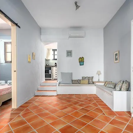 Myrtilo Waterline 2 *